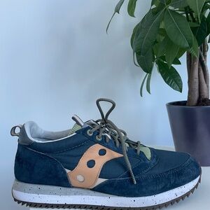 Men Size 11 Saucony Shoes Jazz 81 Peak Premium Navy Suede Accent S70675-2